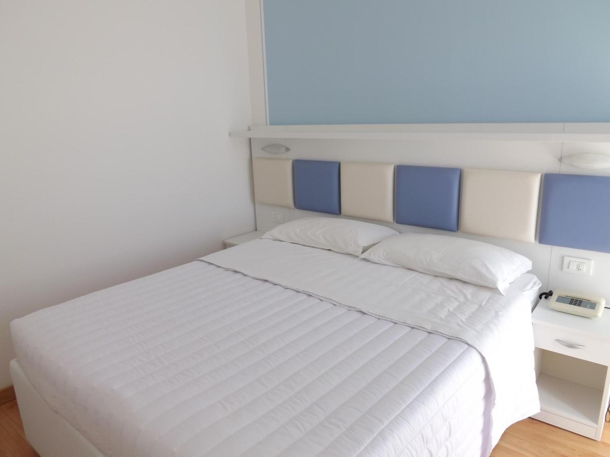 Hotel Gioiosa Cesenatico Esterno foto