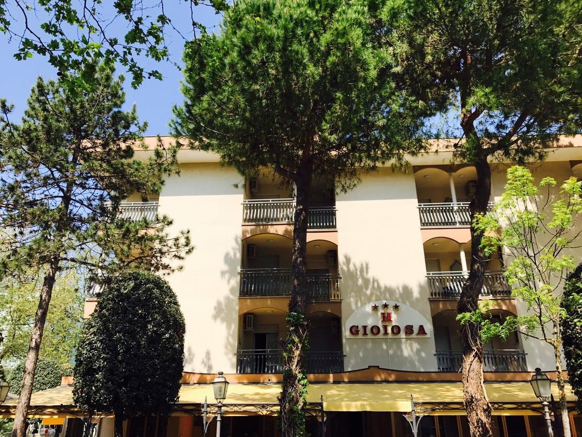 Hotel Gioiosa Cesenatico Esterno foto